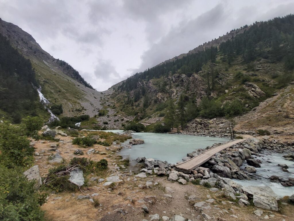 Photo du lac de la douche sans retouche.